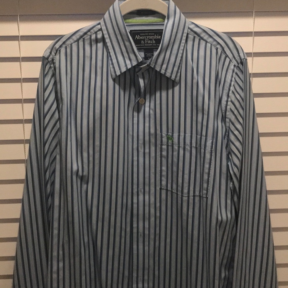 Men’s dress shirt
